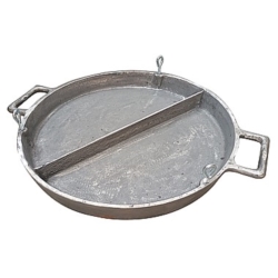 CAST-IRON PAN